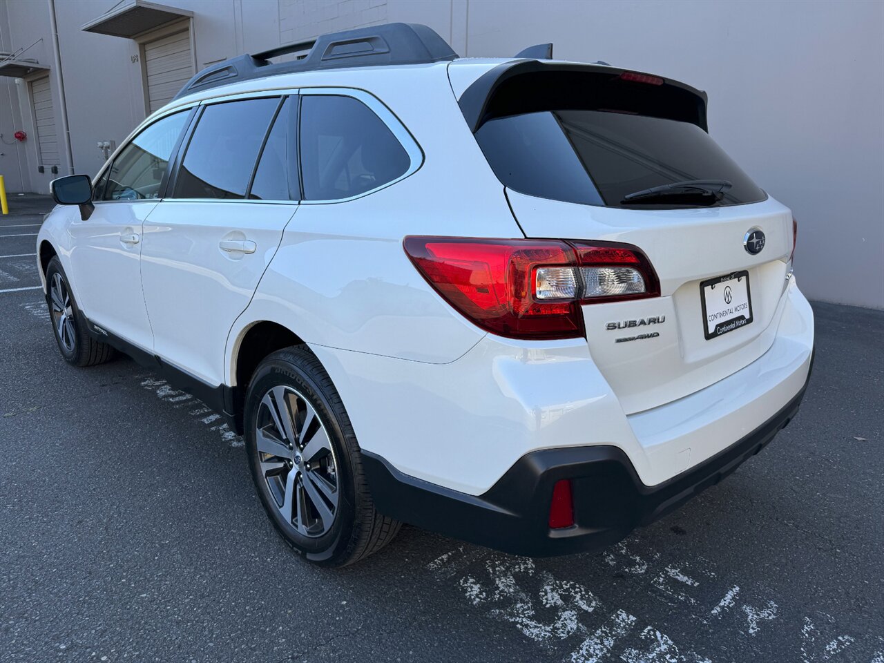 2019 Subaru Outback 2.5i Limited ADAPTIVE CRUISE-BLIS-BACKUP CAMERA   - Photo 9 - Portland, OR 97211