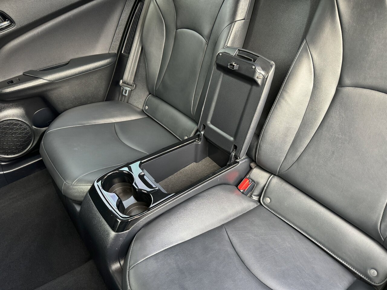 2019 Toyota Prius Prime Premium ADAPTIVE CRUISE LEATHER   - Photo 16 - Portland, OR 97211