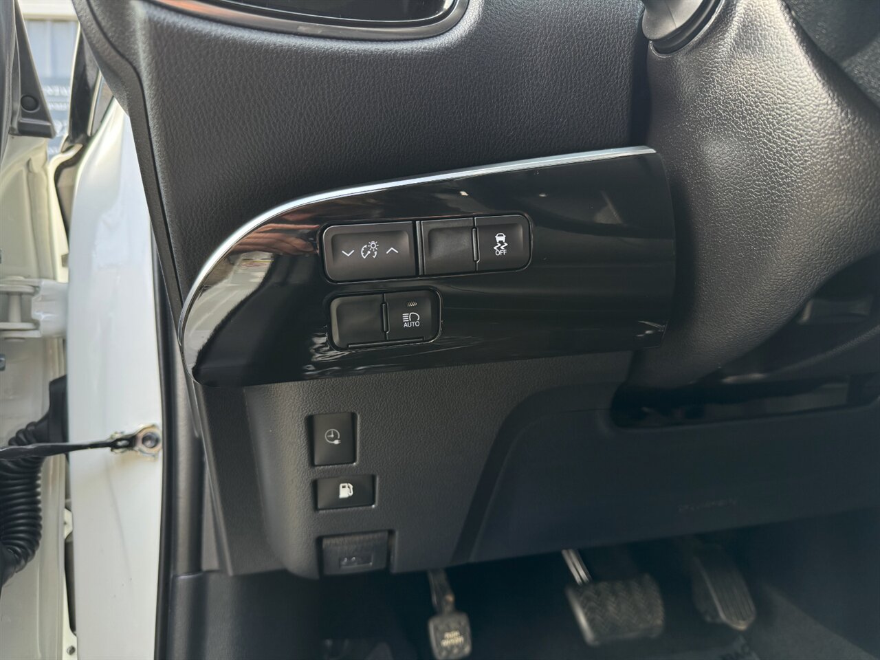 2019 Toyota Prius Prime Premium ADAPTIVE CRUISE LEATHER   - Photo 24 - Portland, OR 97211