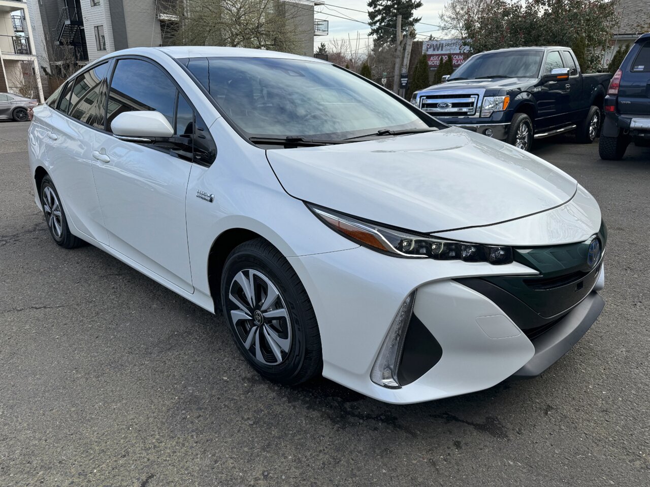2019 Toyota Prius Prime Premium ADAPTIVE CRUISE LEATHER   - Photo 5 - Portland, OR 97211