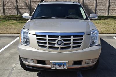 2007 Cadillac Escalade ESV LUXURY AWD NAV BK/CAM S/ROOF HWY MILES   - Photo 2 - Stafford, TX 77477