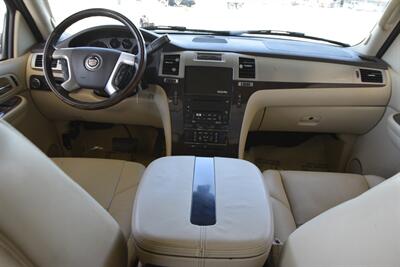 2007 Cadillac Escalade ESV LUXURY AWD NAV BK/CAM S/ROOF HWY MILES   - Photo 23 - Stafford, TX 77477