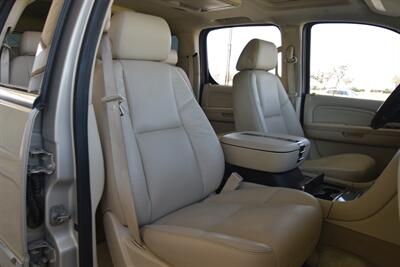 2007 Cadillac Escalade ESV LUXURY AWD NAV BK/CAM S/ROOF HWY MILES   - Photo 31 - Stafford, TX 77477