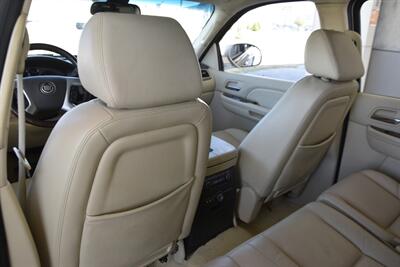 2007 Cadillac Escalade ESV LUXURY AWD NAV BK/CAM S/ROOF HWY MILES   - Photo 32 - Stafford, TX 77477
