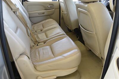 2007 Cadillac Escalade ESV LUXURY AWD NAV BK/CAM S/ROOF HWY MILES   - Photo 35 - Stafford, TX 77477