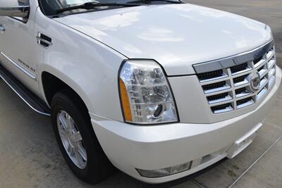 2012 Cadillac Escalade ESV LUXURY NAV BK/CAM S/ROOF 1 TX OWN   - Photo 12 - Stafford, TX 77477