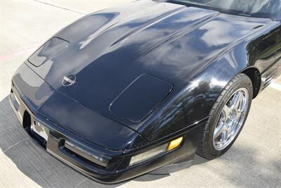 1994 Chevrolet Corvette COUPE 6 SPD MANUAL 36K LOW MILES GARAGED LOADED   - Photo 10 - Stafford, TX 77477