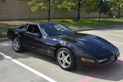 1994 Chevrolet Corvette COUPE 6 SPD MANUAL 36K LOW MILES GARAGED LOADED   - Photo 4 - Stafford, TX 77477