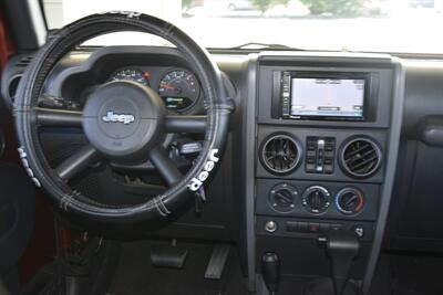 2008 Jeep Wrangler UNLIMITED X 62K MILES AUTOMATIC NAV LIFTED CLEAN   - Photo 25 - Stafford, TX 77477