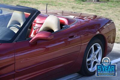 2002 Chevrolet Corvette CONVERTIBLE AUTOMATIC BEST COLOR COMBO CLEAN   - Photo 9 - Stafford, TX 77477