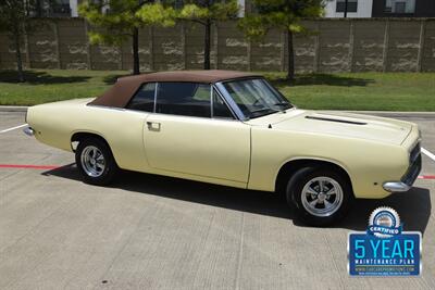 1967 Plymouth Barracuda CONVERTIBLE RESTORED 49K MILES NEW TRADE IN   - Photo 18 - Stafford, TX 77477