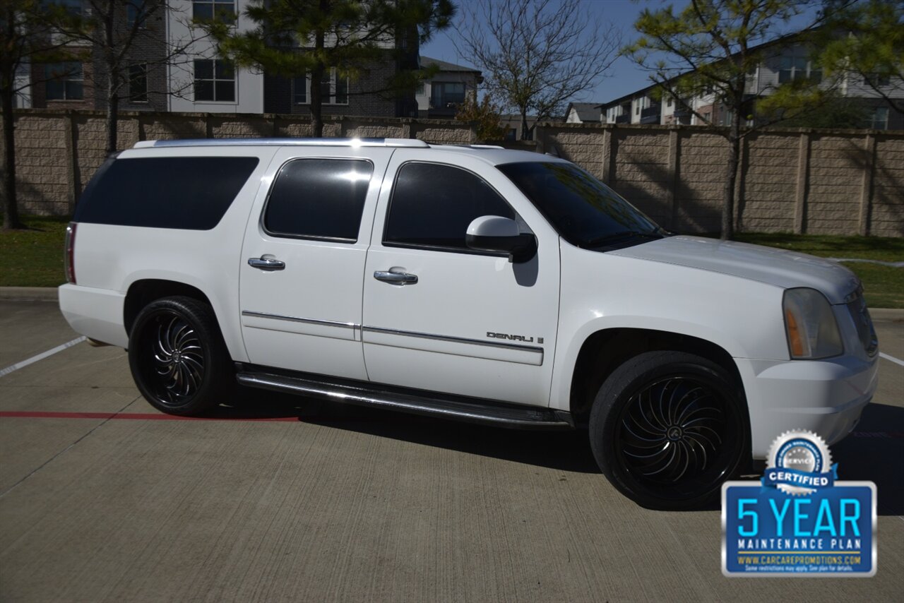 2009 GMC Yukon Denali XL NAV BK/CAM PREM WHLS HWY MILES CLEAN   - Photo 1 - Stafford, TX 77477