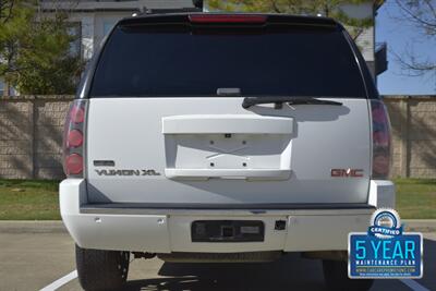 2009 GMC Yukon Denali XL NAV BK/CAM PREM WHLS HWY MILES CLEAN   - Photo 19 - Stafford, TX 77477