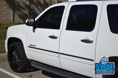 2009 GMC Yukon Denali XL NAV BK/CAM PREM WHLS HWY MILES CLEAN   - Photo 16 - Stafford, TX 77477