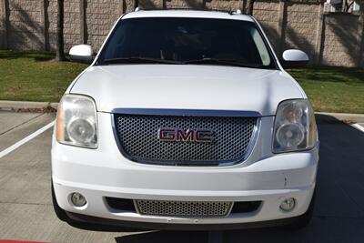 2009 GMC Yukon Denali XL NAV BK/CAM PREM WHLS HWY MILES CLEAN   - Photo 2 - Stafford, TX 77477