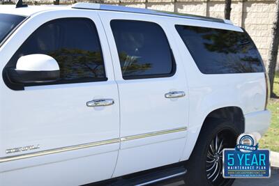 2009 GMC Yukon Denali XL NAV BK/CAM PREM WHLS HWY MILES CLEAN   - Photo 9 - Stafford, TX 77477