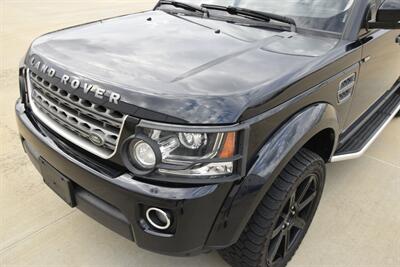 2015 Land Rover LR4 HSE LUX NAV BK/CAM HTD STS ROOF FRESH TRADE IN   - Photo 10 - Stafford, TX 77477