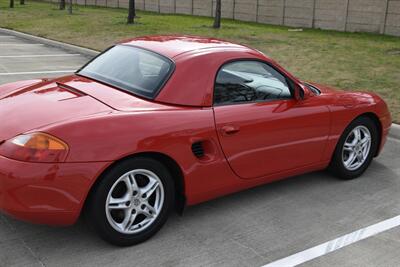 2000 Porsche Boxster 5SPD MANUAL w/HARD TOP 49K ORIG MILES FRESH TRADE   - Photo 17 - Stafford, TX 77477