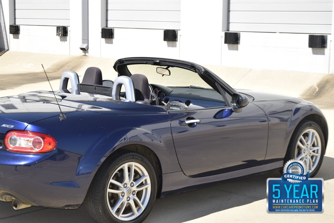 2009 Mazda MX-5 Miata SPORT HARDTOP CONVERTIBLE 5SPD MANUAL NEW TRADE   - Photo 20 - Stafford, TX 77477