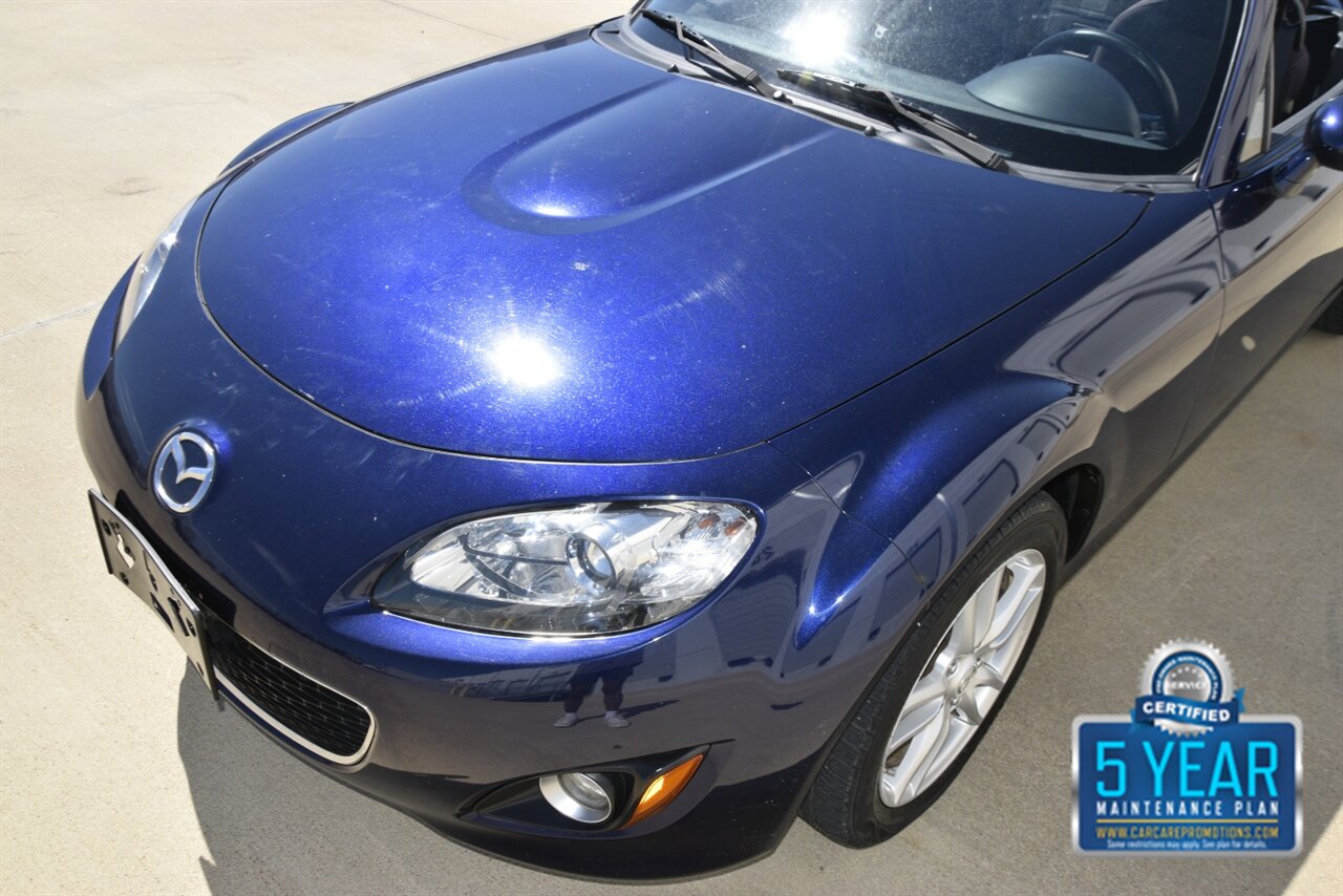 2009 Mazda MX-5 Miata SPORT HARDTOP CONVERTIBLE 5SPD MANUAL NEW TRADE   - Photo 11 - Stafford, TX 77477