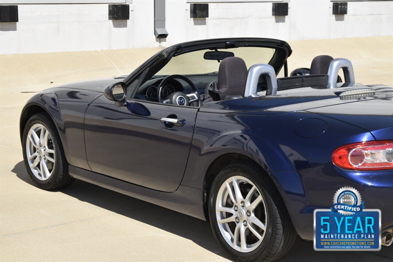 2009 Mazda MX-5 Miata SPORT HARDTOP CONVERTIBLE 5SPD MANUAL NEW TRADE   - Photo 19 - Stafford, TX 77477