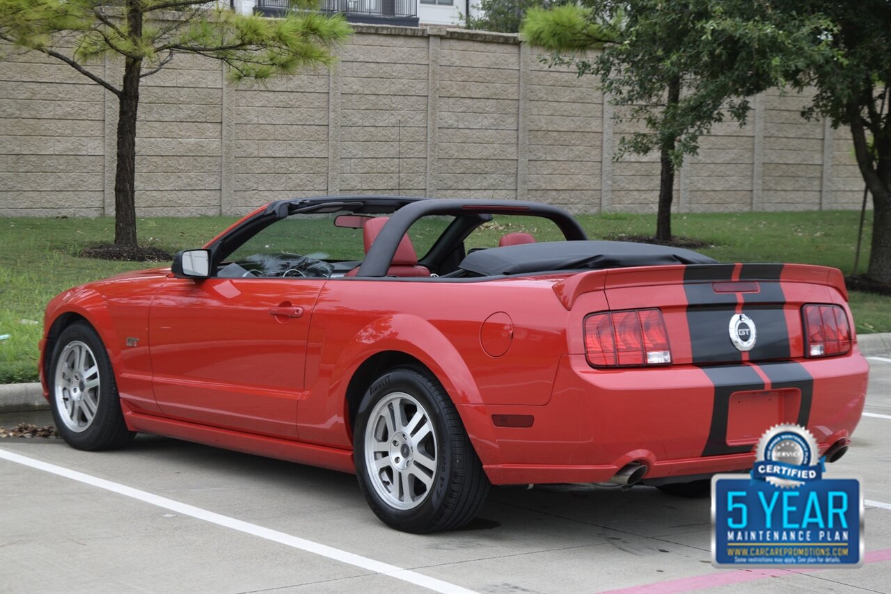 2005 Ford Mustang GT PREMIUM CONVERTIBLE AUTO 28K ORIG MILE RED LTHR   - Photo 16 - Stafford, TX 77477