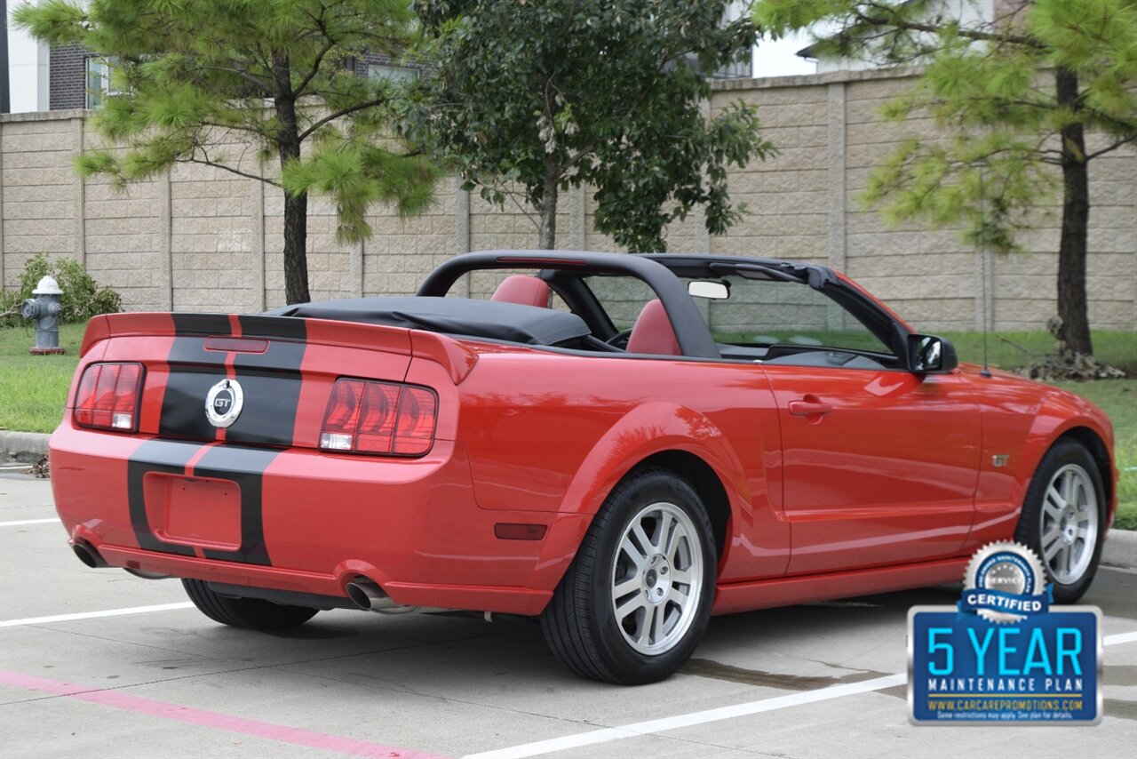 2005 Ford Mustang GT PREMIUM CONVERTIBLE AUTO 28K ORIG MILE RED LTHR   - Photo 17 - Stafford, TX 77477