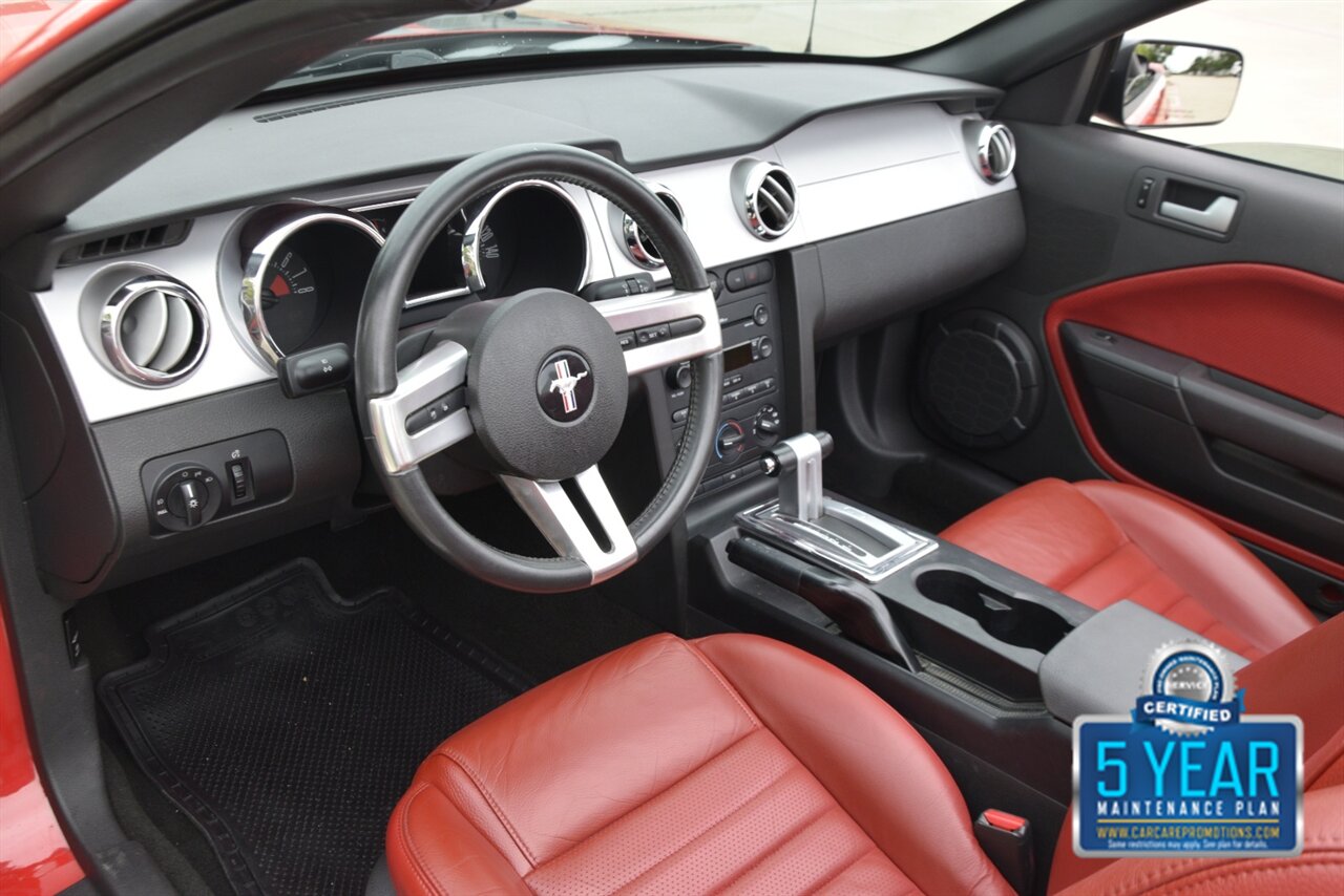 2005 Ford Mustang GT PREMIUM CONVERTIBLE AUTO 28K ORIG MILE RED LTHR   - Photo 23 - Stafford, TX 77477