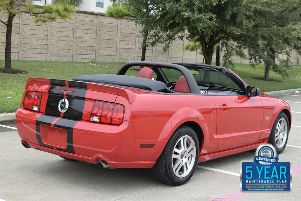 2005 Ford Mustang GT PREMIUM CONVERTIBLE AUTO 28K ORIG MILE RED LTHR   - Photo 15 - Stafford, TX 77477