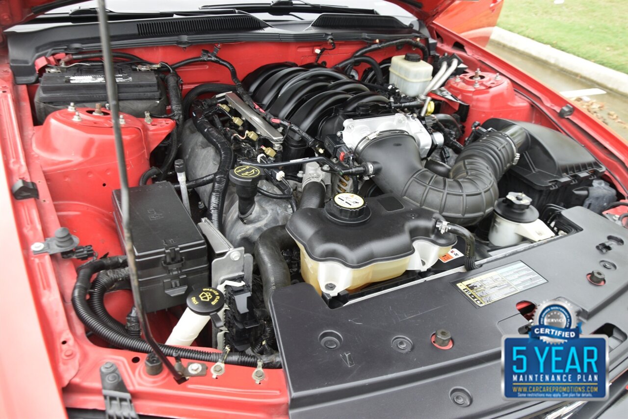 2005 Ford Mustang GT PREMIUM CONVERTIBLE AUTO 28K ORIG MILE RED LTHR   - Photo 35 - Stafford, TX 77477