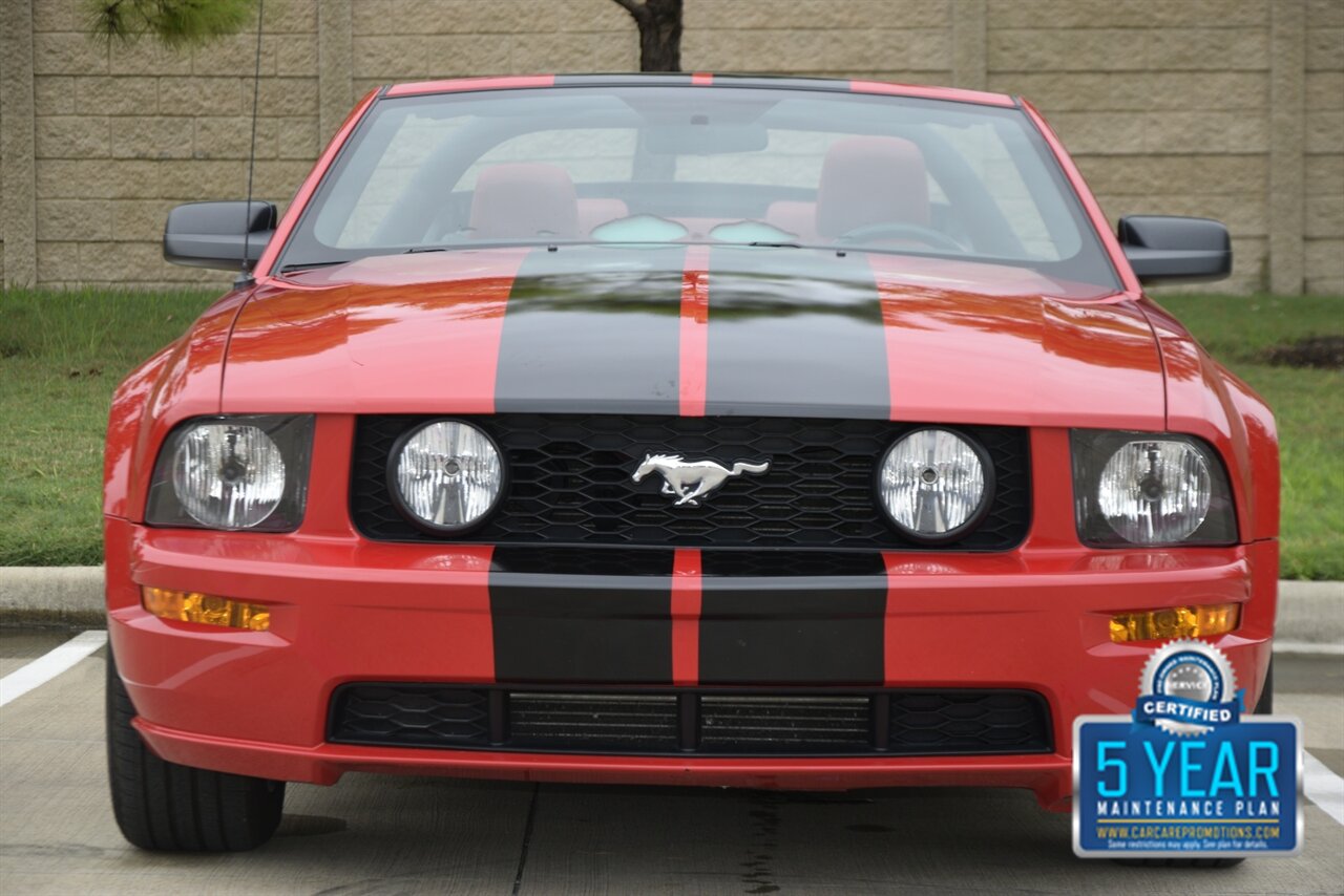 2005 Ford Mustang GT PREMIUM CONVERTIBLE AUTO 28K ORIG MILE RED LTHR   - Photo 3 - Stafford, TX 77477