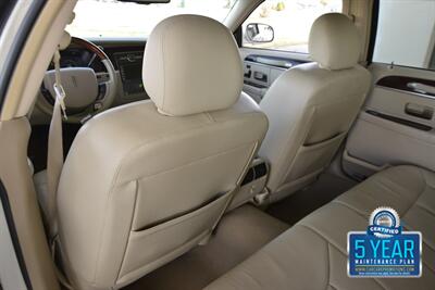 2007 Lincoln Town Car SIGNATURE LTD 45K ORIG MILES CARRIAGE TOP MINT   - Photo 34 - Stafford, TX 77477