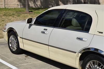 2007 Lincoln Town Car SIGNATURE LTD 45K ORIG MILES CARRIAGE TOP MINT   - Photo 17 - Stafford, TX 77477