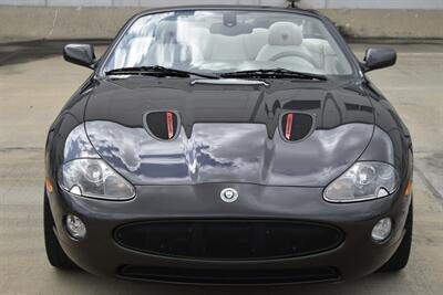 2006 Jaguar XKR CONVERTIBLE RED/TAN 2 TONE INT ASANTI WHLS CLEAN   - Photo 2 - Stafford, TX 77477