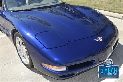 2004 Chevrolet Corvette CONVERTIBLE 6SPD MANUAL HUD 32K MILES IMMACULATE   - Photo 11 - Stafford, TX 77477