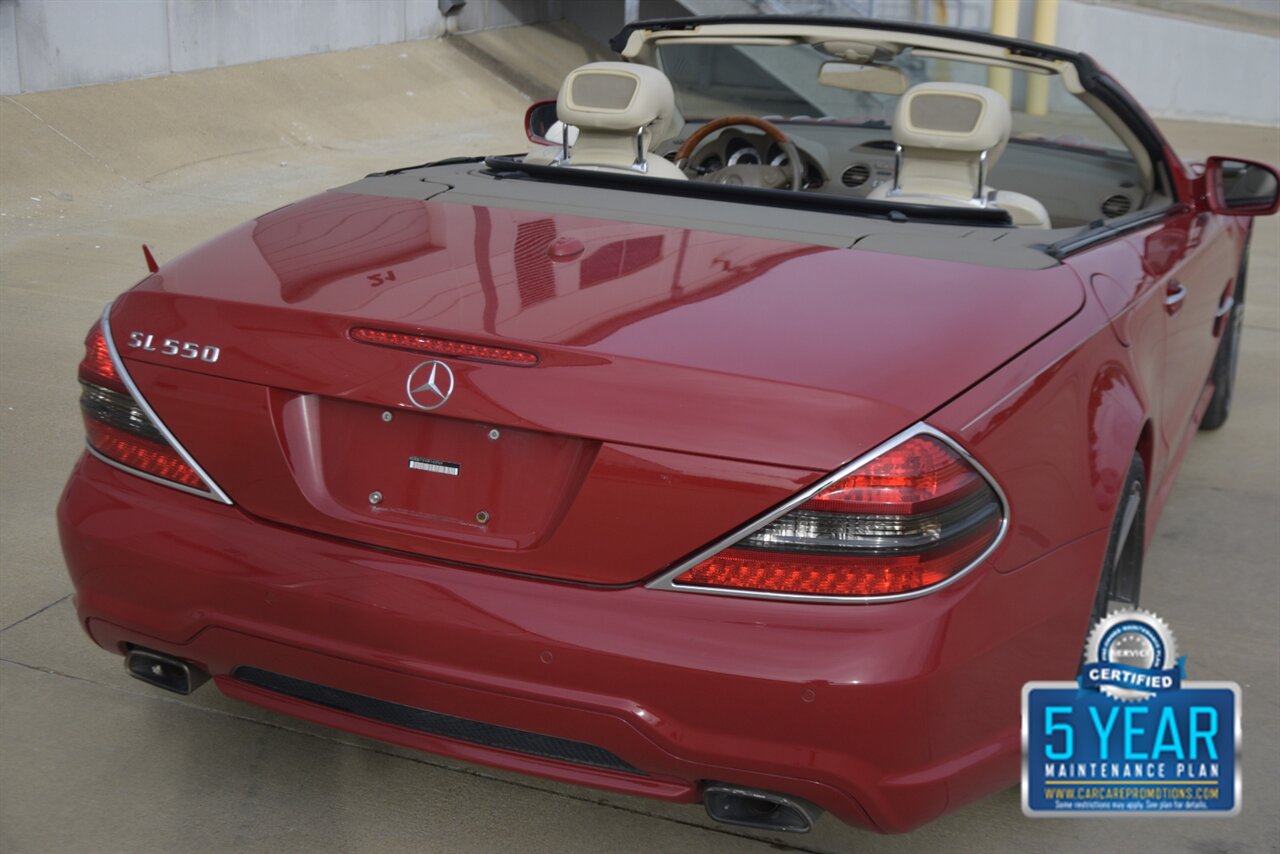 2009 Mercedes-Benz SL 550 LOADED PANO ROOF NAV HTD STS FRESH TRADE   - Photo 26 - Stafford, TX 77477