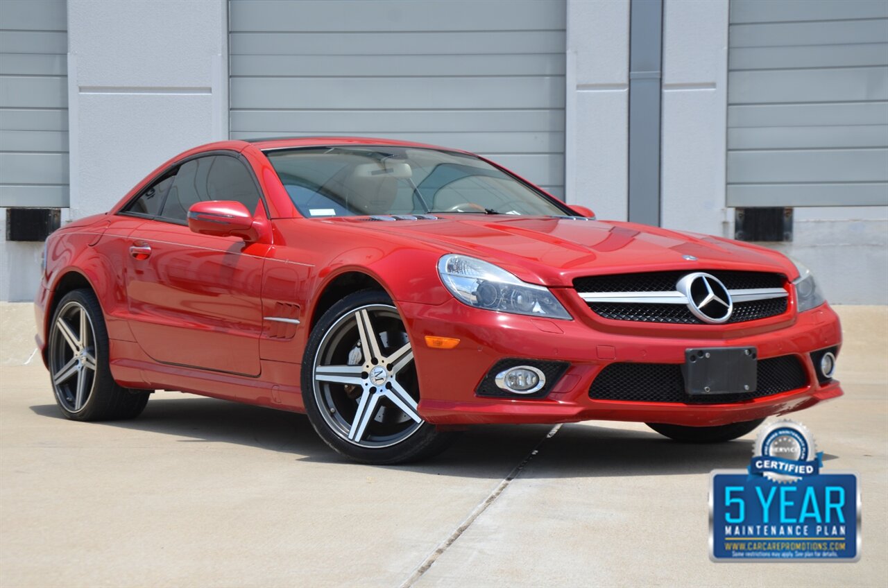 2009 Mercedes-Benz SL 550 LOADED PANO ROOF NAV HTD STS FRESH TRADE   - Photo 4 - Stafford, TX 77477