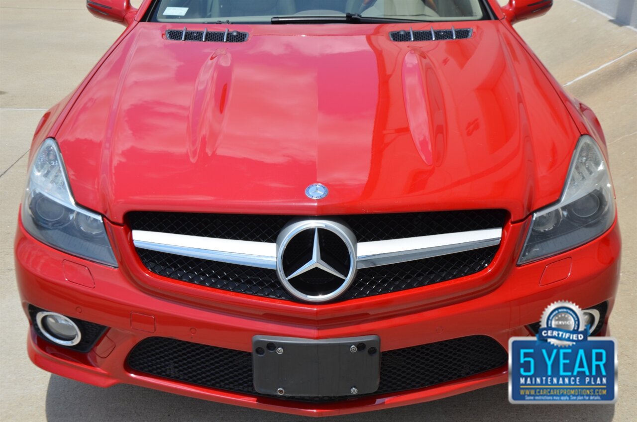 2009 Mercedes-Benz SL 550 LOADED PANO ROOF NAV HTD STS FRESH TRADE   - Photo 21 - Stafford, TX 77477