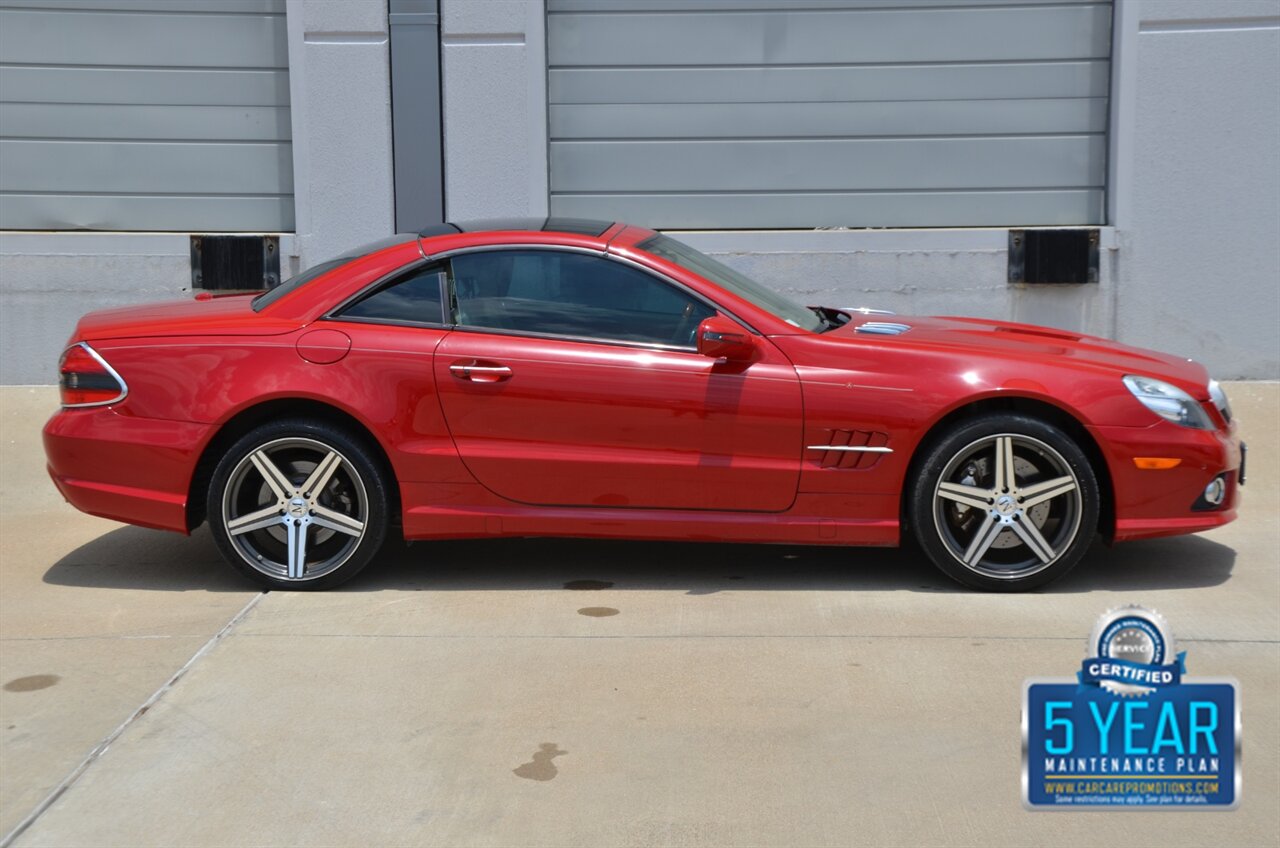 2009 Mercedes-Benz SL 550 LOADED PANO ROOF NAV HTD STS FRESH TRADE   - Photo 23 - Stafford, TX 77477