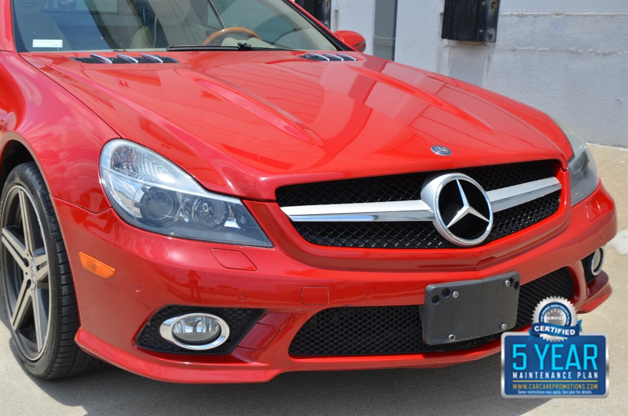 2009 Mercedes-Benz SL 550 LOADED PANO ROOF NAV HTD STS FRESH TRADE   - Photo 20 - Stafford, TX 77477