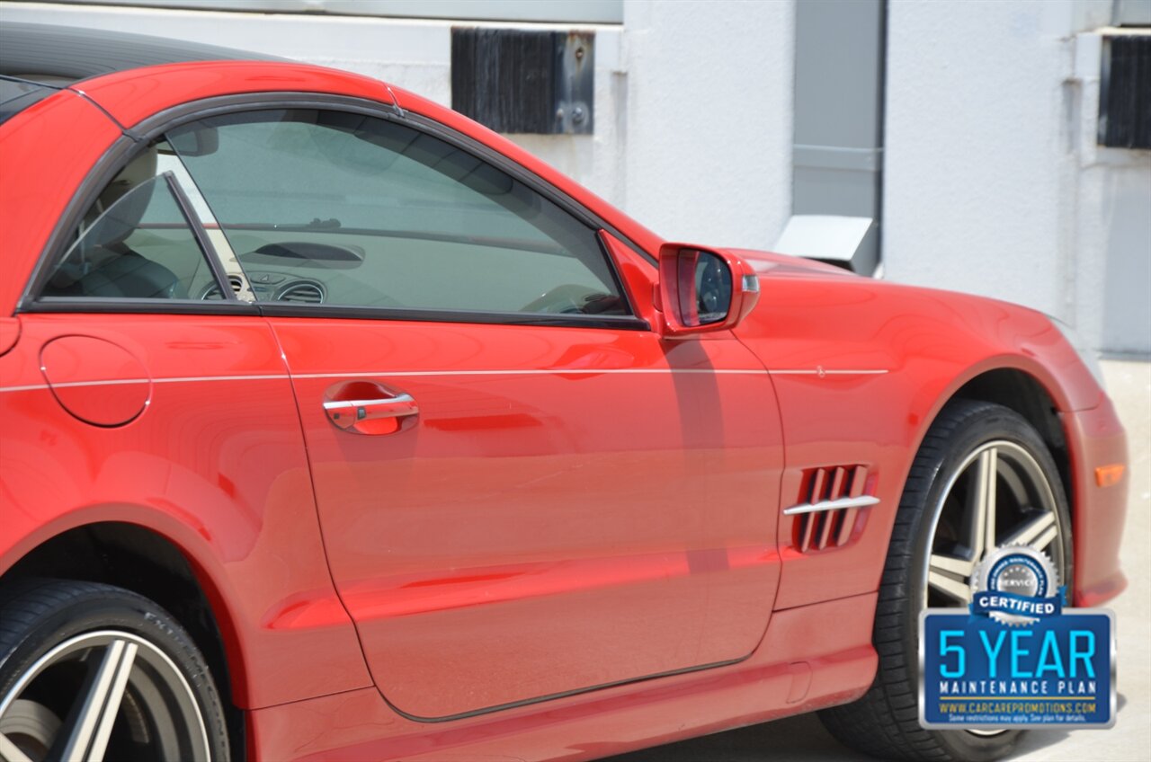 2009 Mercedes-Benz SL 550 LOADED PANO ROOF NAV HTD STS FRESH TRADE   - Photo 32 - Stafford, TX 77477