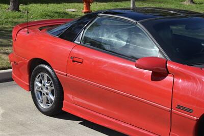 2002 Chevrolet Camaro Z28   - Photo 8 - Stafford, TX 77477
