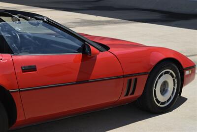 1987 Chevrolet Corvette CONVERTIBLE AUTOMATIC 64K LOW MILES RED/BLK INT   - Photo 18 - Stafford, TX 77477
