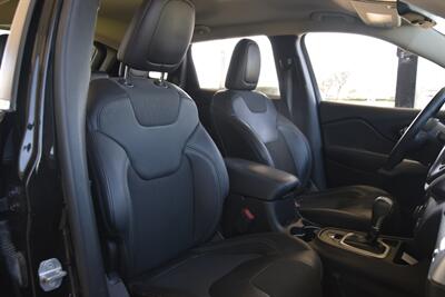 2018 Jeep Cherokee Latitude Plus LTHR NAV 70K LOW MILES NEW TRADE IN   - Photo 33 - Stafford, TX 77477