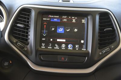 2018 Jeep Cherokee Latitude Plus LTHR NAV 70K LOW MILES NEW TRADE IN   - Photo 27 - Stafford, TX 77477