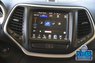 2018 Jeep Cherokee Latitude Plus LTHR NAV 70K LOW MILES NEW TRADE IN   - Photo 27 - Stafford, TX 77477