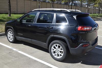 2018 Jeep Cherokee Latitude Plus LTHR NAV 70K LOW MILES NEW TRADE IN   - Photo 13 - Stafford, TX 77477