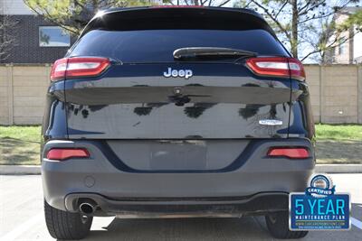 2018 Jeep Cherokee Latitude Plus LTHR NAV 70K LOW MILES NEW TRADE IN   - Photo 20 - Stafford, TX 77477