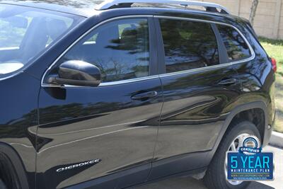 2018 Jeep Cherokee Latitude Plus LTHR NAV 70K LOW MILES NEW TRADE IN   - Photo 9 - Stafford, TX 77477