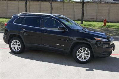 2018 Jeep Cherokee Latitude Plus LTHR NAV 70K LOW MILES NEW TRADE IN   - Photo 22 - Stafford, TX 77477